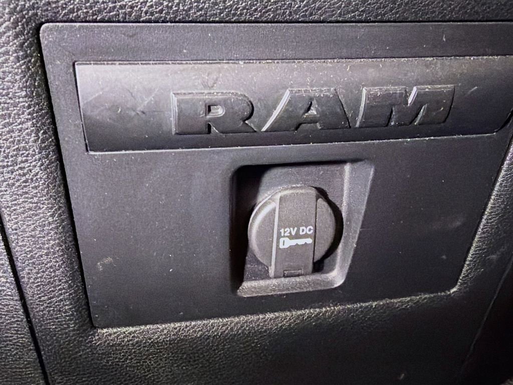 Used 2016 RAM 1500 Lone Star image 29