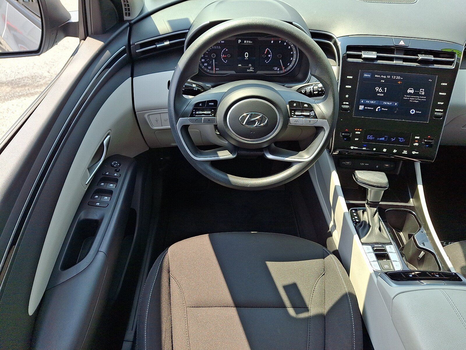 Certified 2024 Hyundai Tucson SEL AWD/4WD image 11