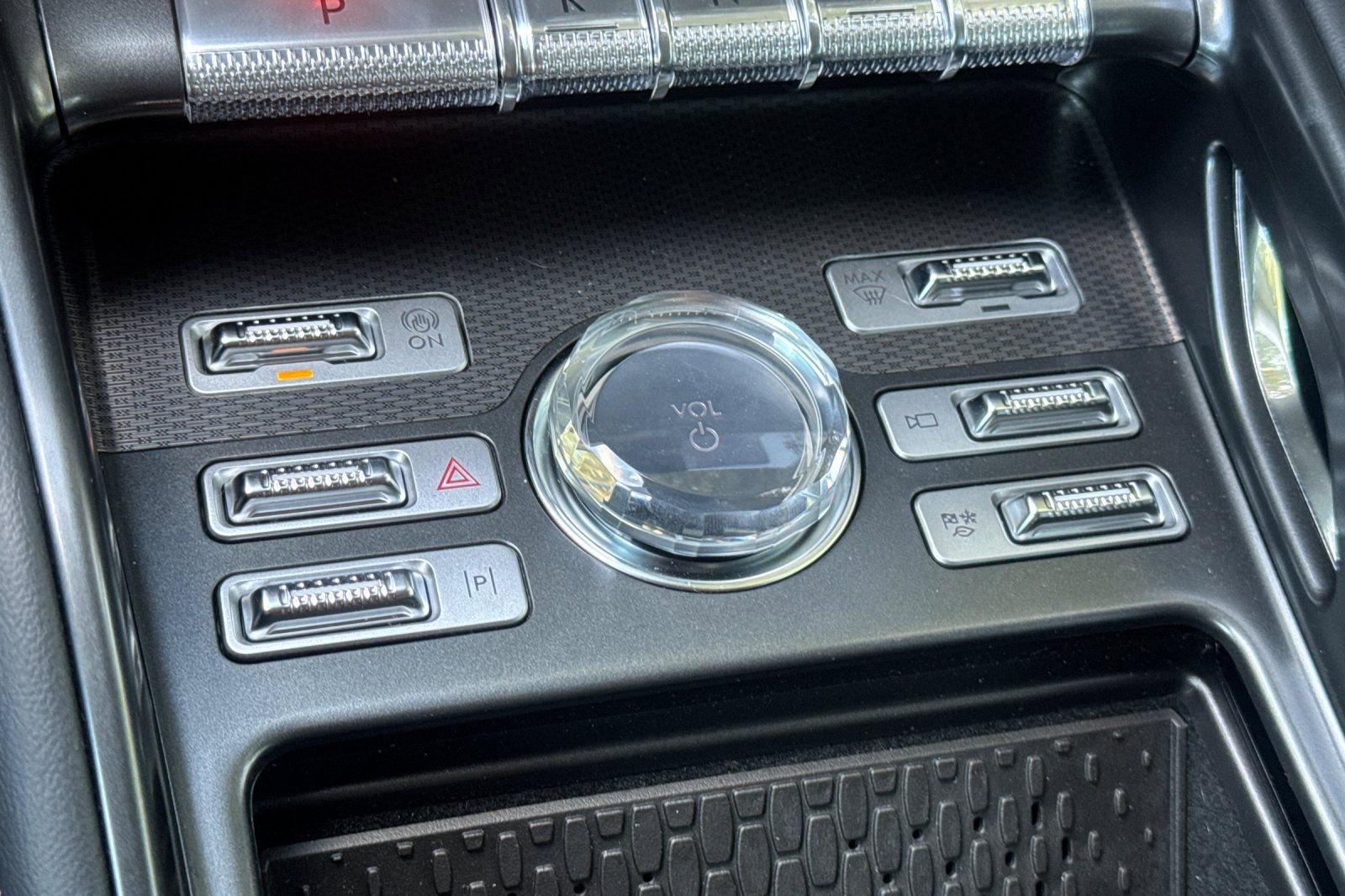 New 2026 Lincoln Nautilus Premier image 19