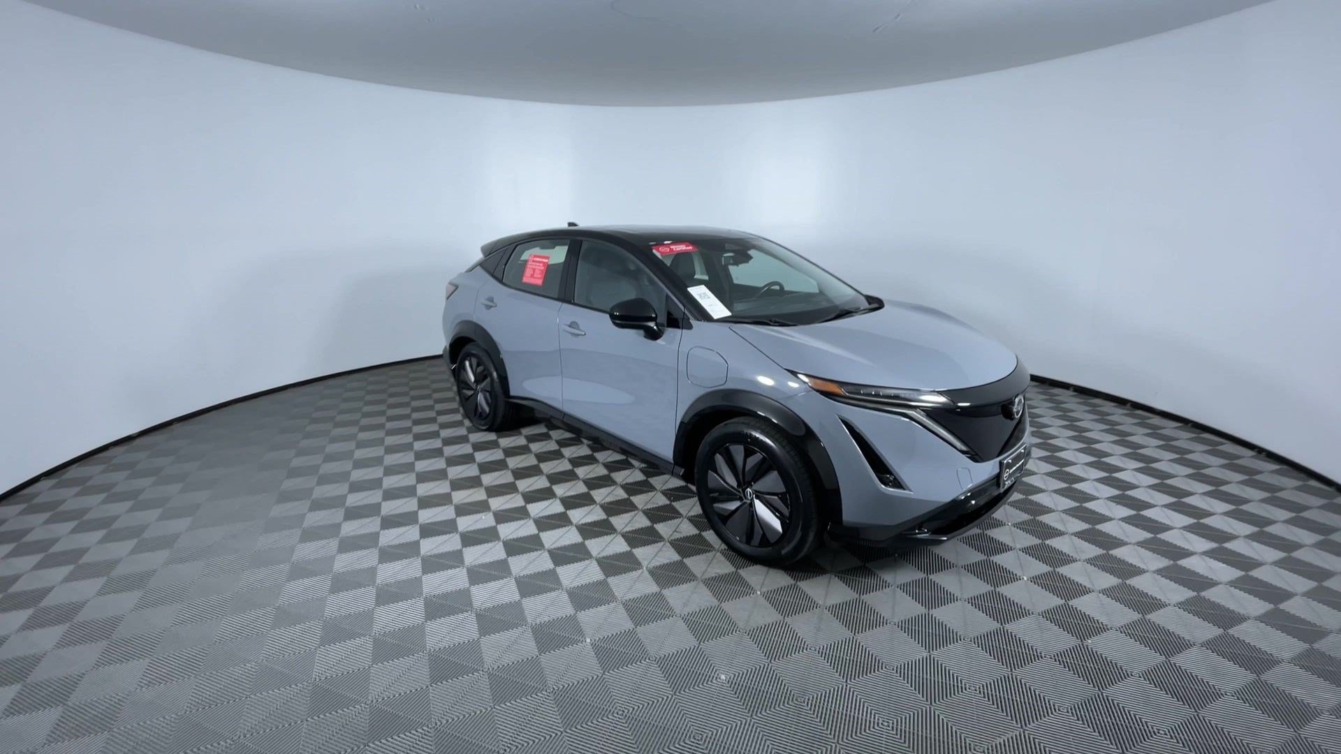 Certified 2024 Nissan Ariya AWD image 2