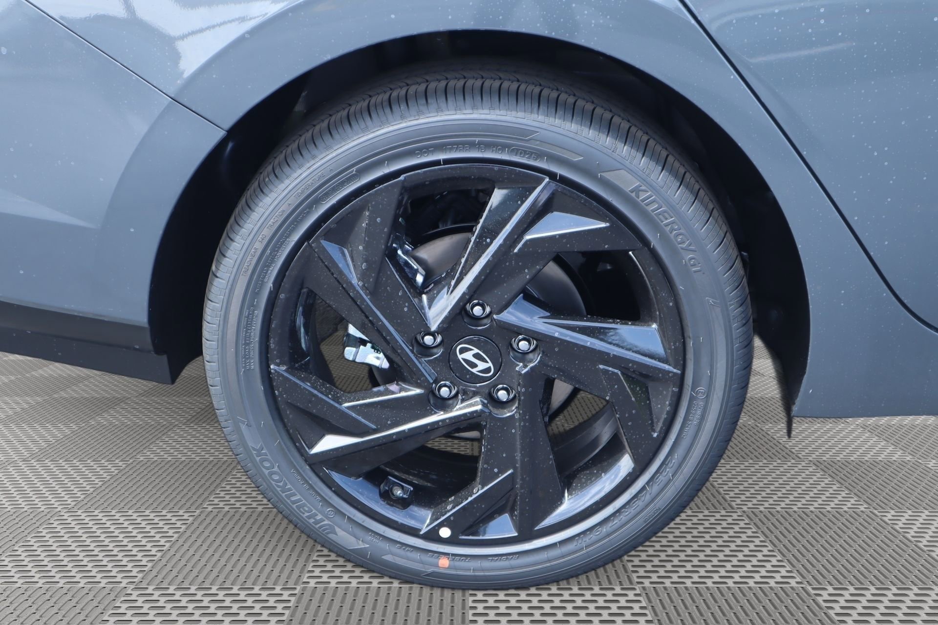 New 2026 Hyundai Elantra SEL Sport Premium FWD image 4