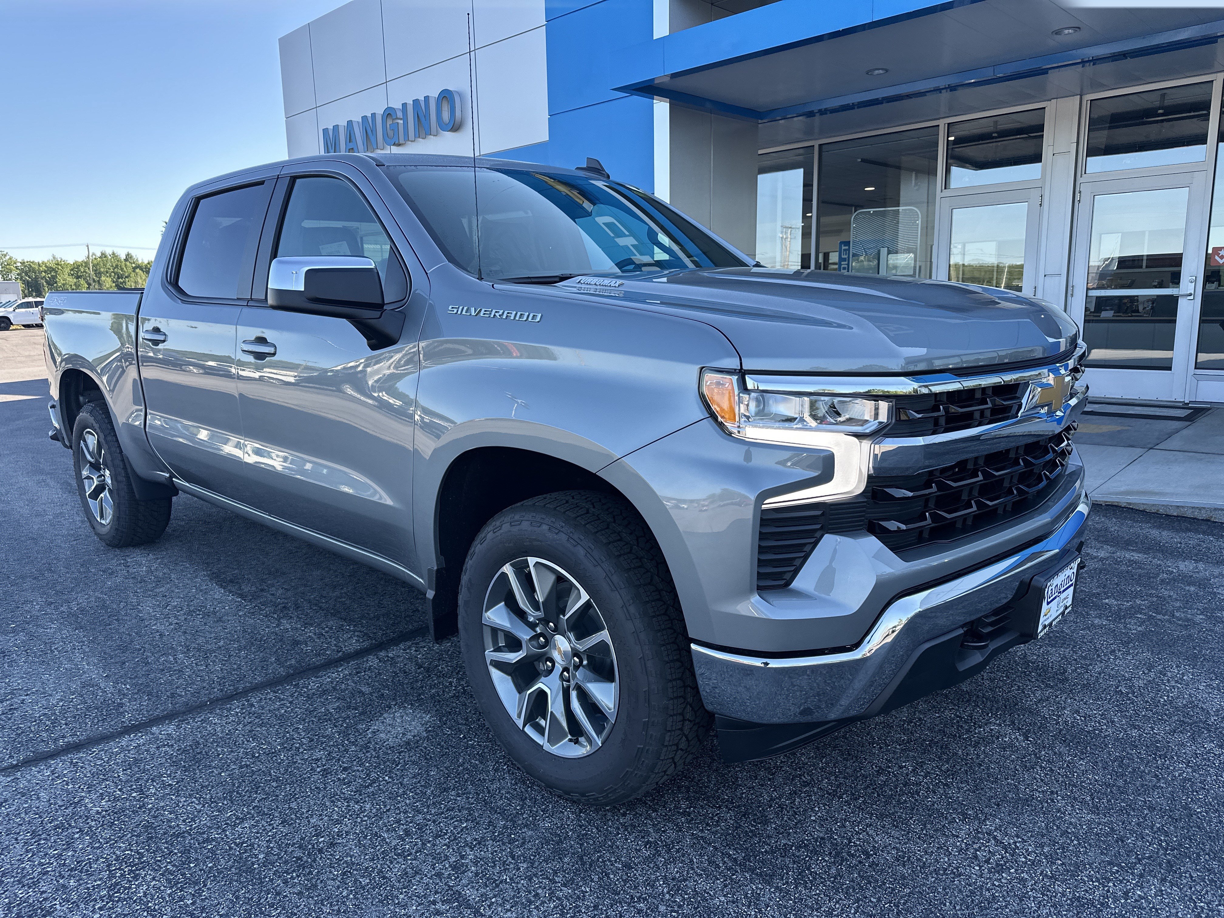 New 2026 Chevrolet Silverado 1500 LT AWD/4WD image 2