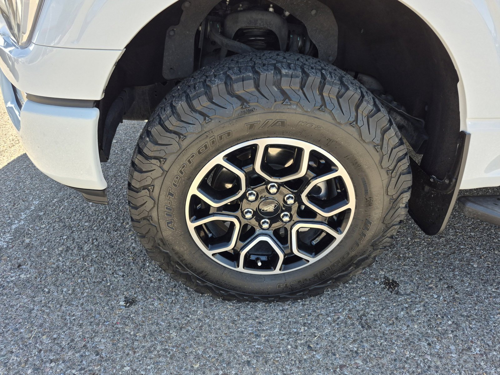 Used 2023 Ford F150 XLT w/ Equipment Group 302A High image 26