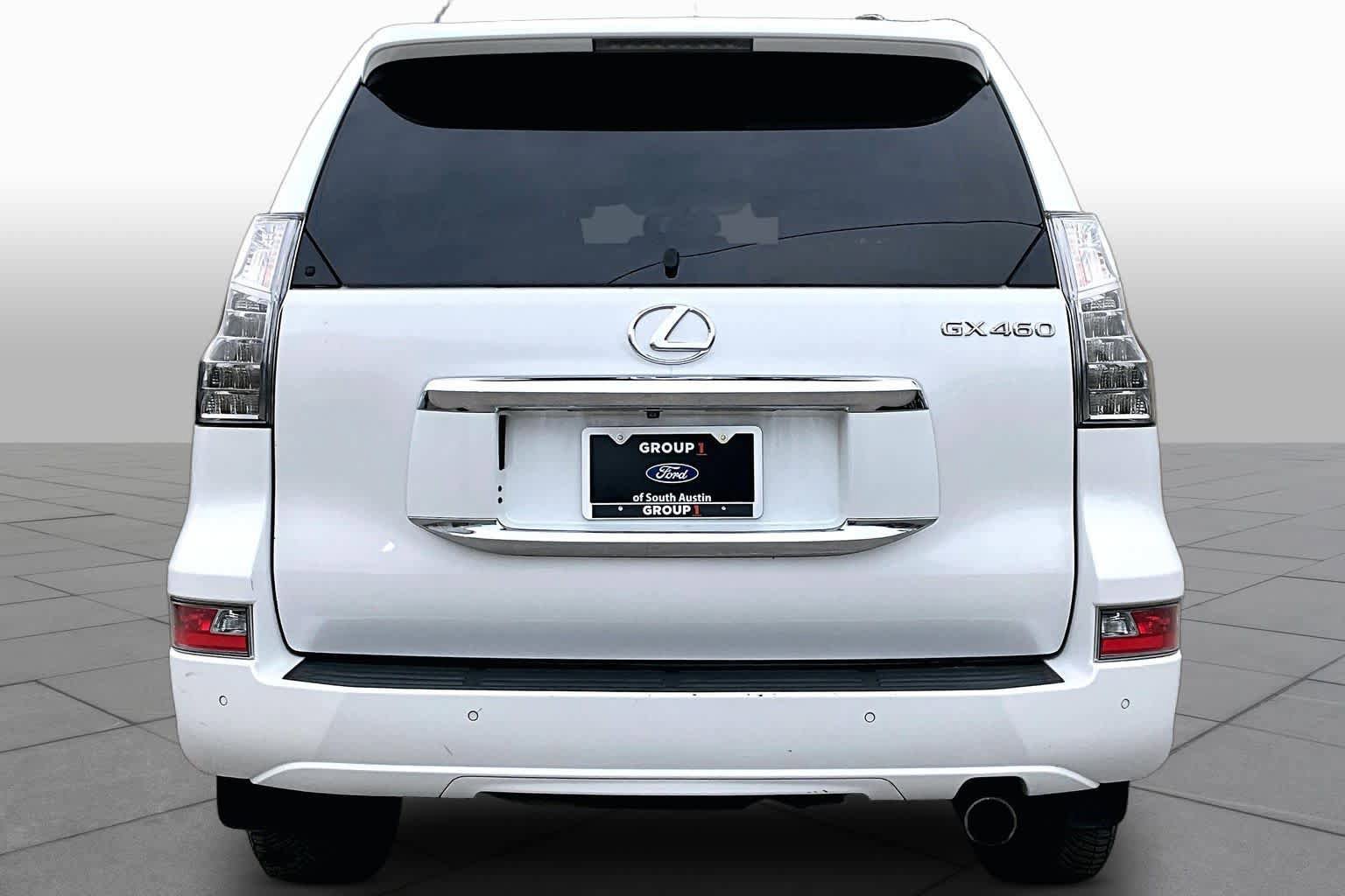 Used 2015 Lexus GX 460 w/ Premium Package AWD/4WD image 5
