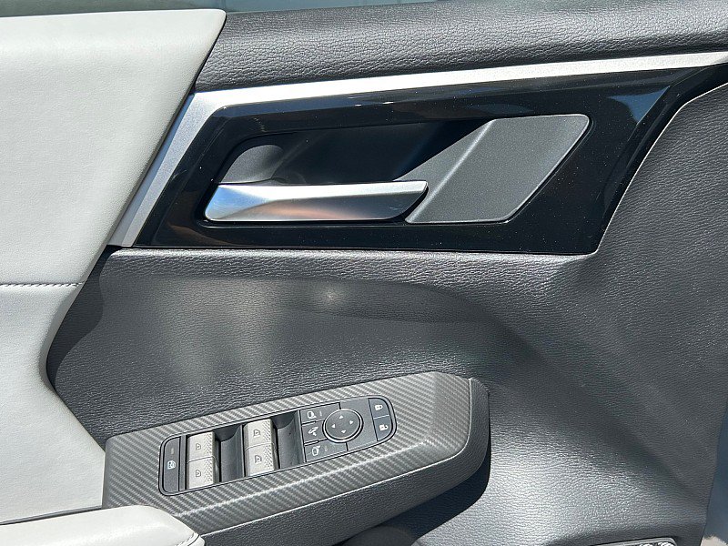 New 2026 Mitsubishi Outlander SE FWD image 27