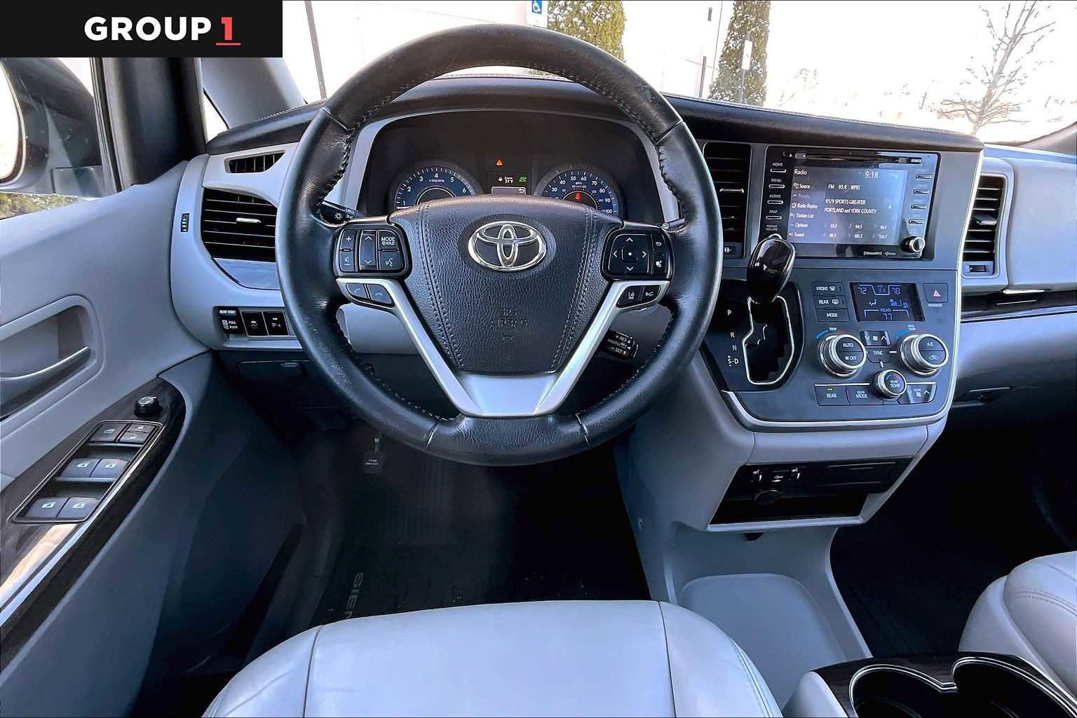 Certified 2020 Toyota Sienna XLE w/ XLE Navigation Package image 5