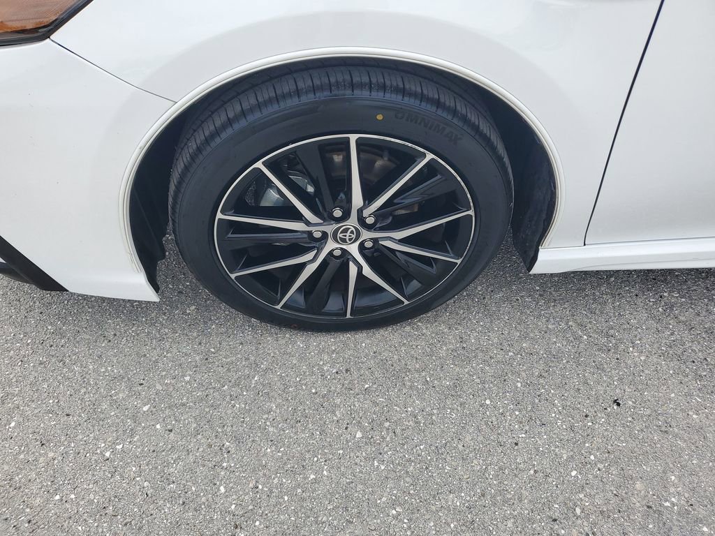 Used 2023 Toyota Camry SE image 18