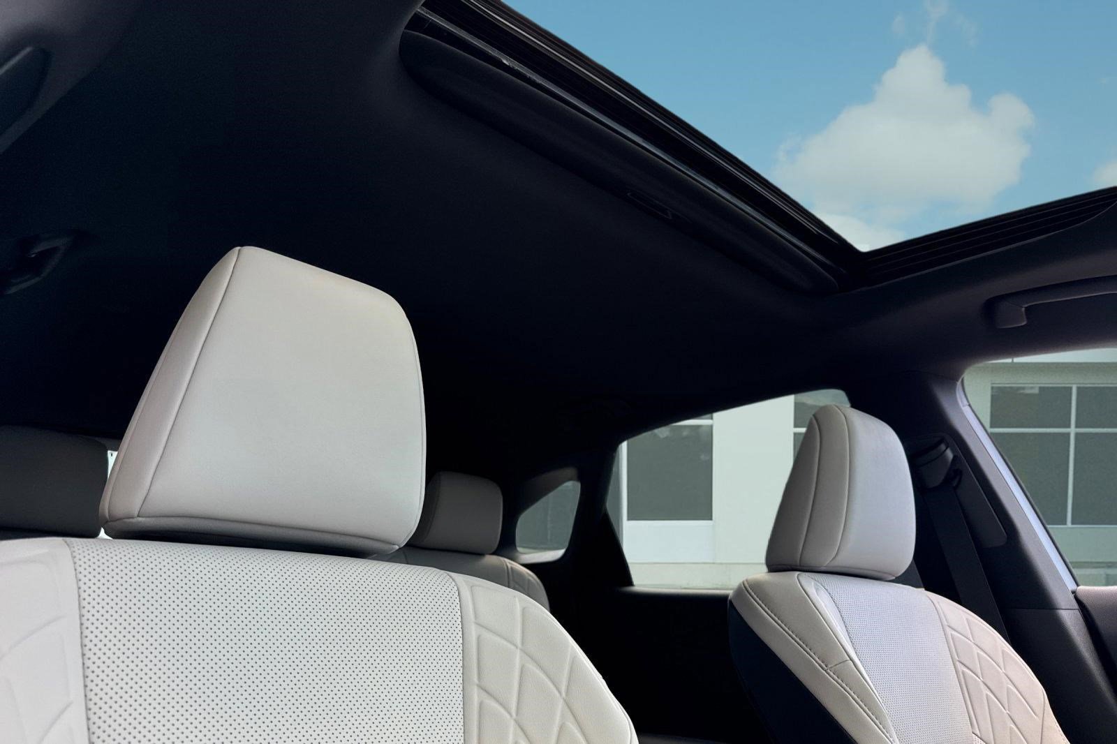 New 2026 Lexus RX 350 AWD image 15