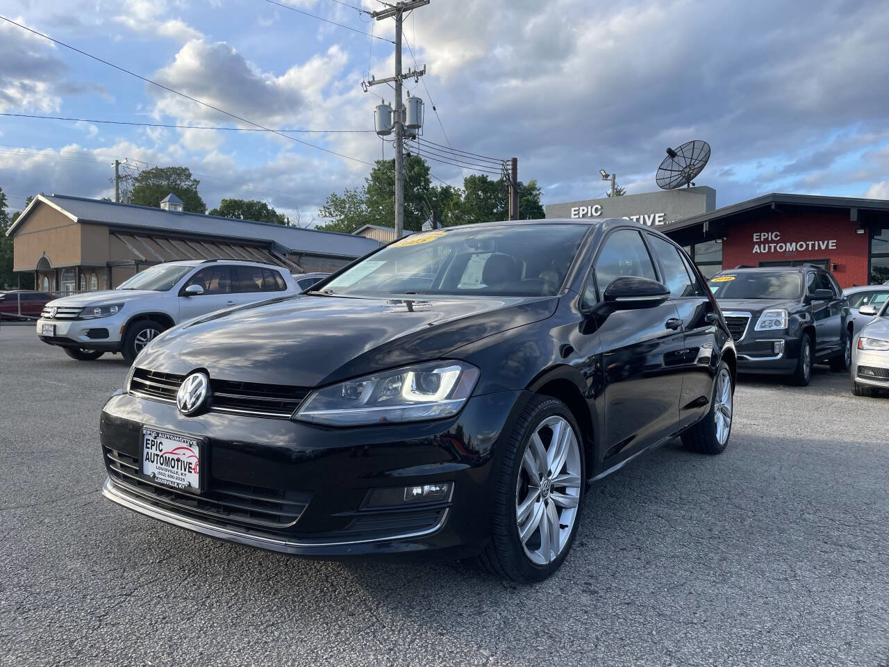 Used 2015 Volkswagen Golf SEL image 11