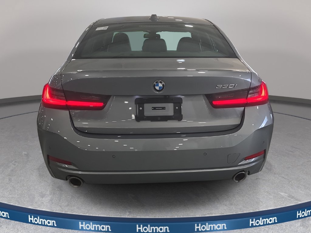 Certified 2023 BMW 330i Sedan w/ Driving Assistance Package RWD image 5