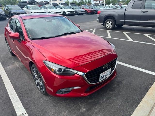 Used 2018 MAZDA MAZDA3 Grand Touring w/ Premium Equipment Package FWD image 2