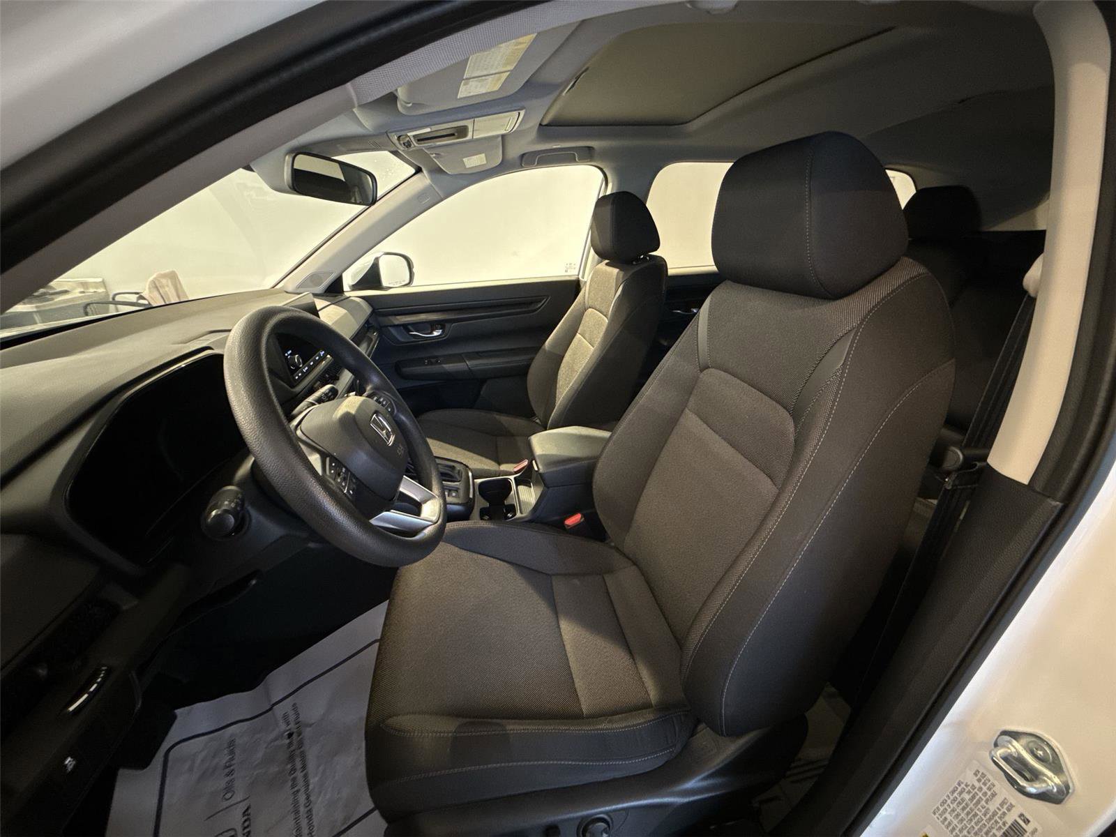Used 2025 Honda CR-V EX image 13