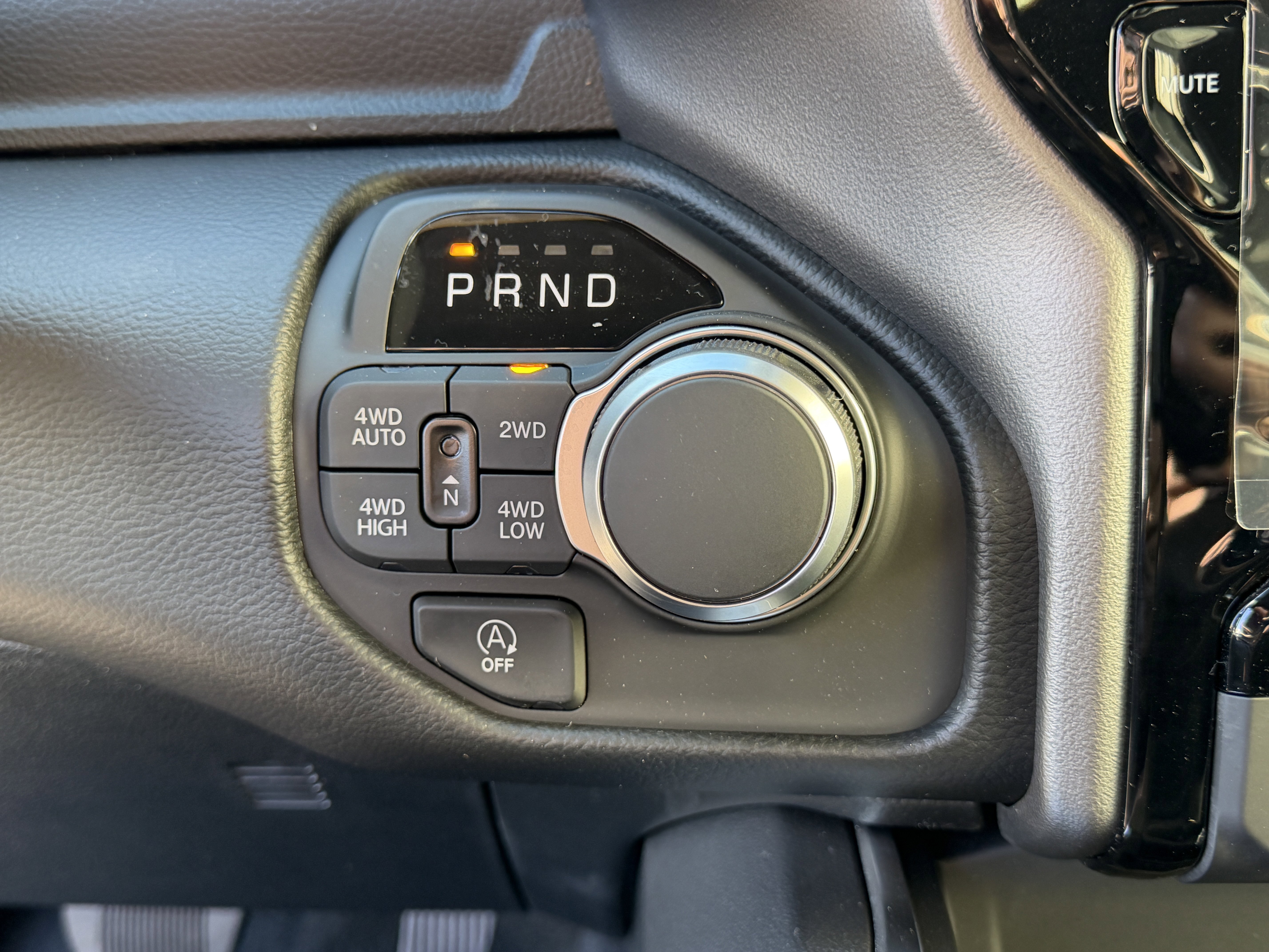 New 2026 RAM 1500 Big Horn AWD/4WD image 25