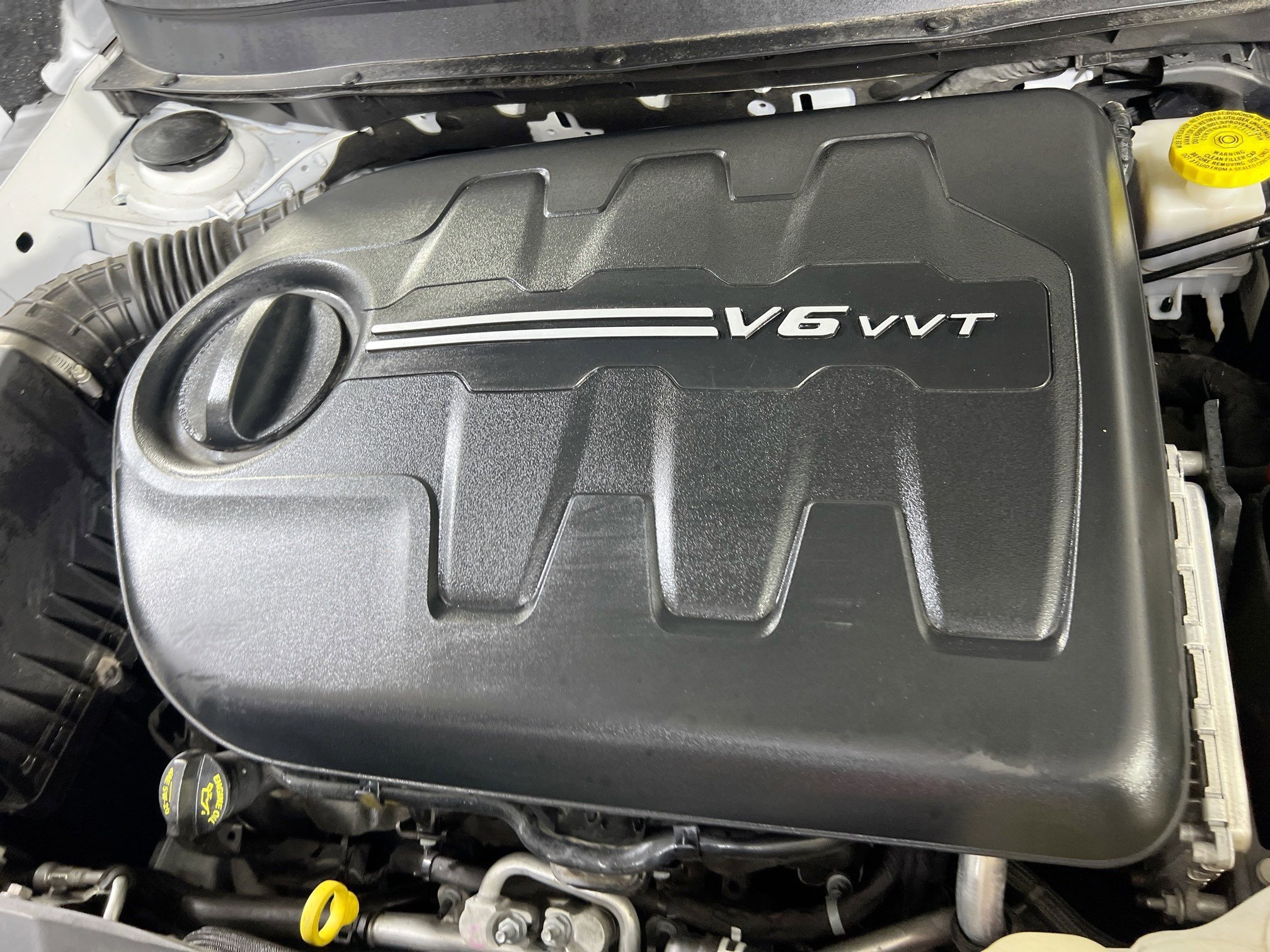 Used 2022 Jeep Cherokee Limited AWD/4WD image 29