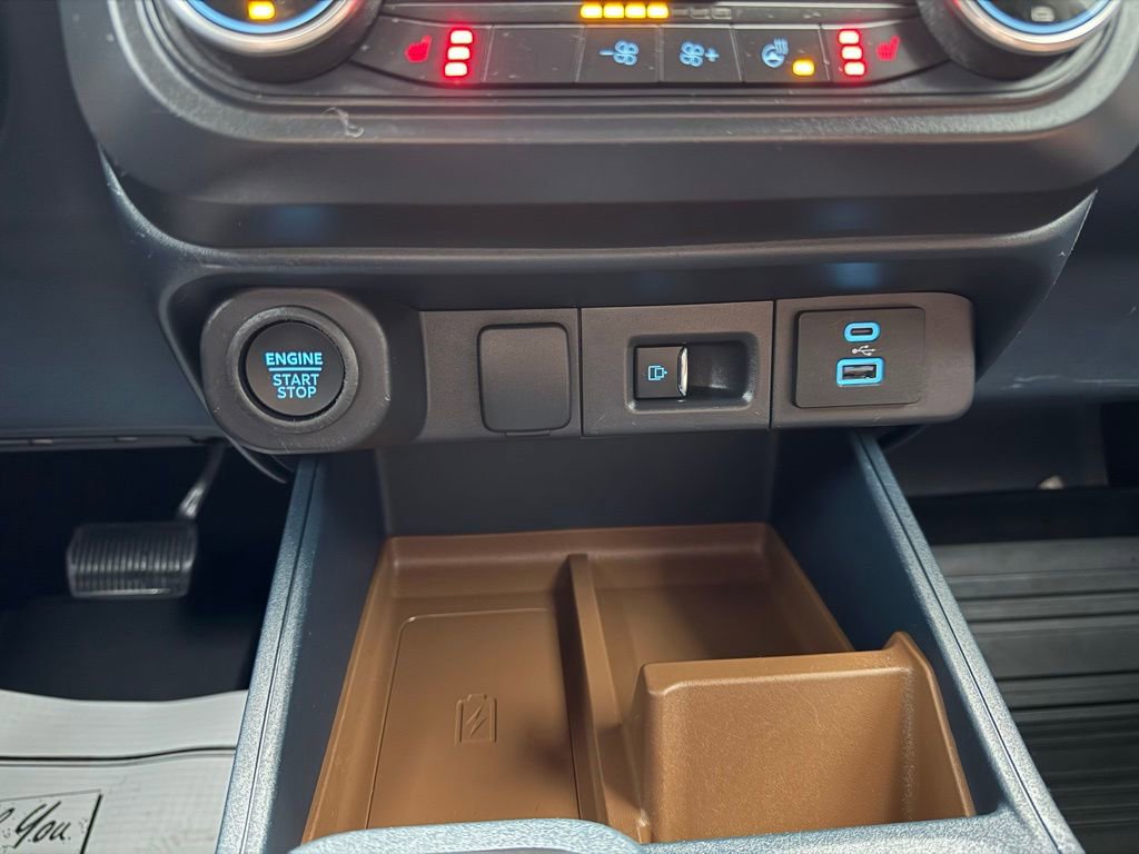 Used 2022 Ford Maverick Lariat w/ Lariat Luxury Package AWD/4WD image 33