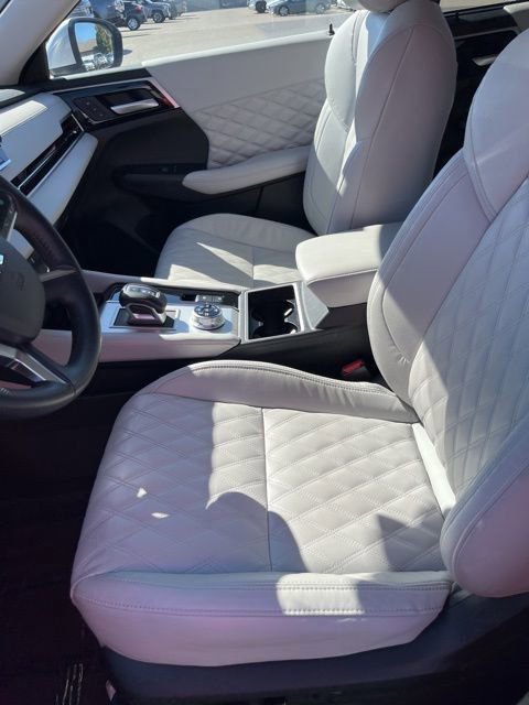 Used 2024 Mitsubishi Outlander SEL image 13