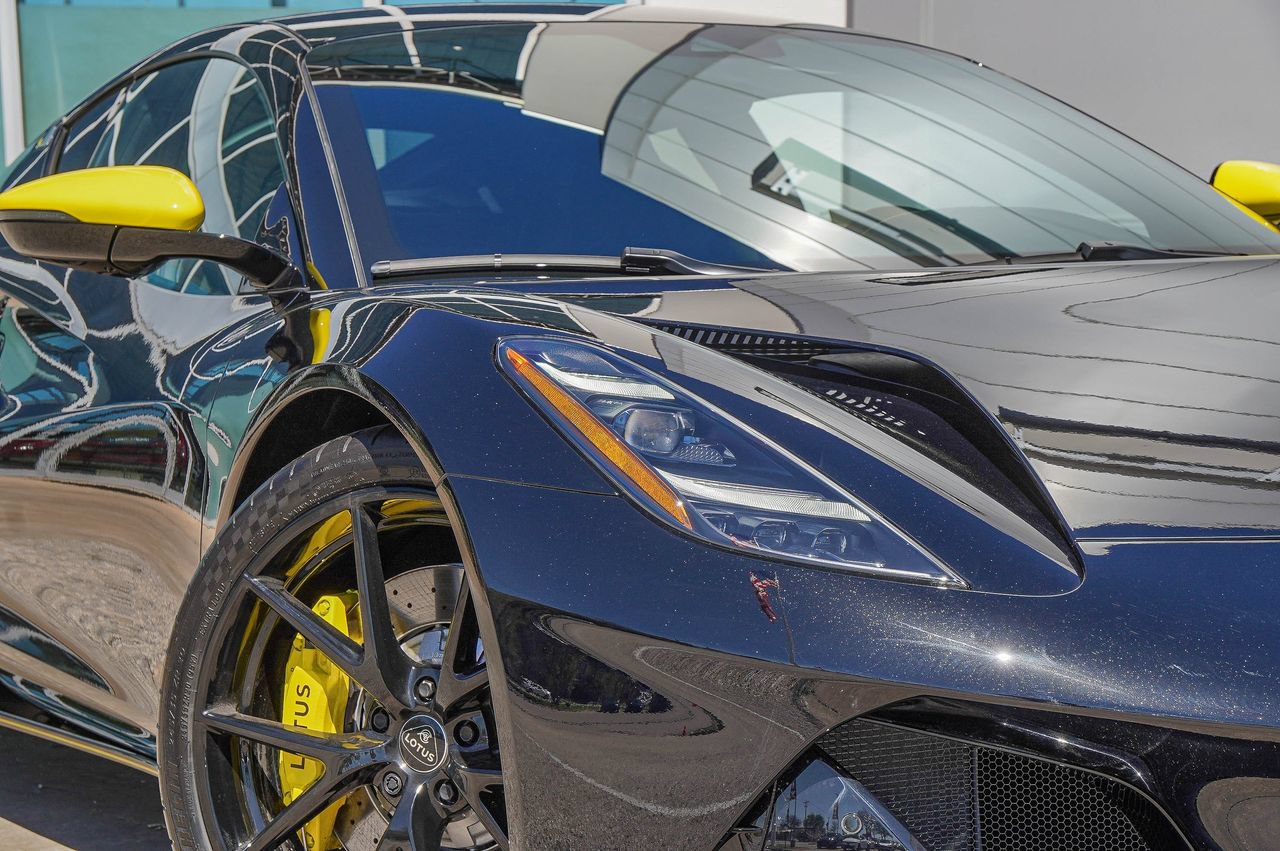 New 2026 Lotus Emira SE RWD image 3