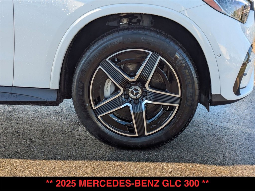Certified 2025 Mercedes-Benz GLC 300 4MATIC image 31