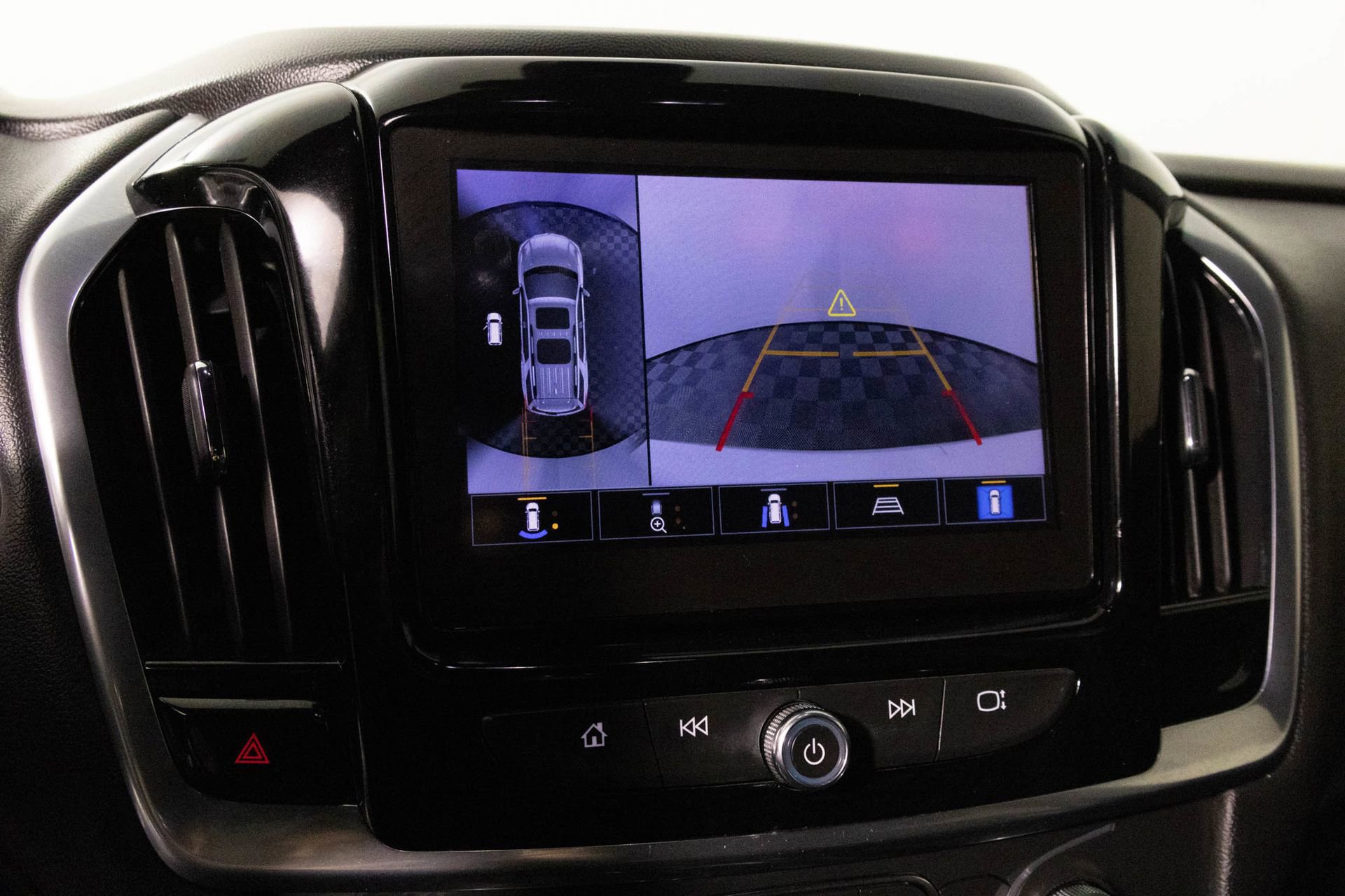 Used 2022 Chevrolet Traverse RS FWD image 7