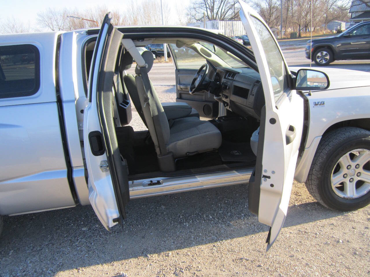 Used 2010 Dodge Dakota Big Horn image 9