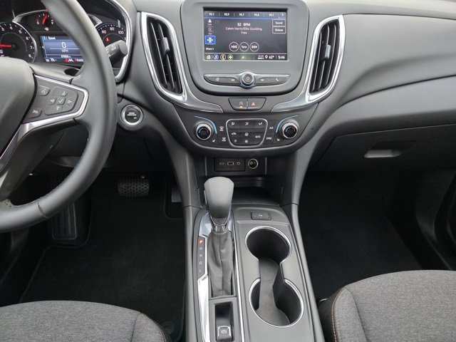 Used 2023 Chevrolet Equinox LT image 23
