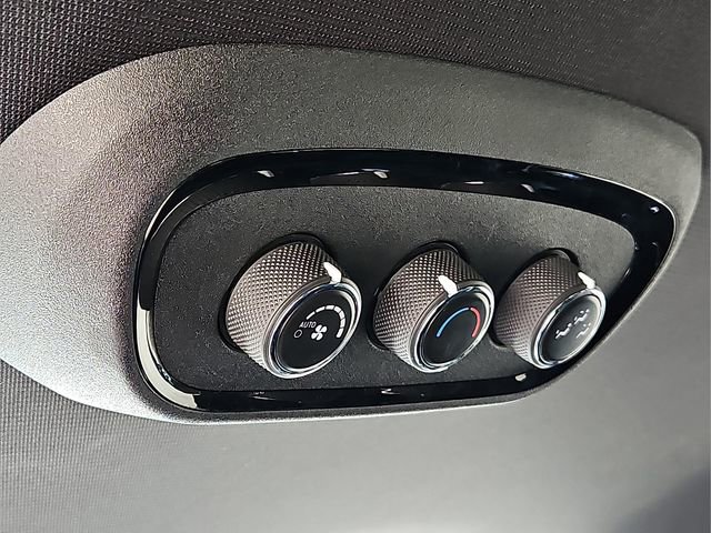 Used 2024 Dodge Durango GT image 18