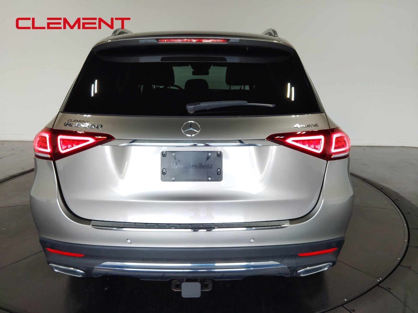 Used 2020 Mercedes-Benz GLE 350 4MATIC w/ MBUX Technology Package image 7