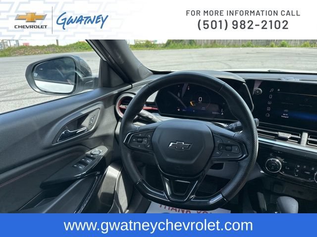 Used 2025 Chevrolet Trax RS w/ Driver Confidence Package FWD image 24