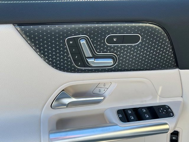 New 2026 Mercedes-Benz GLA 250 image 13