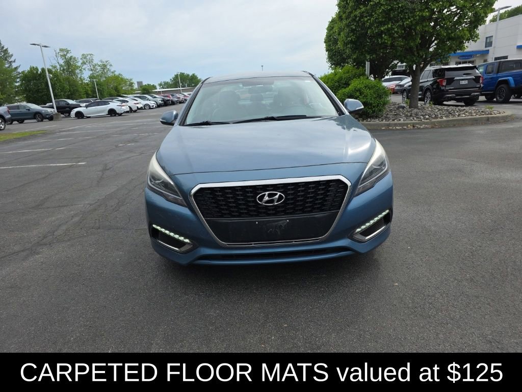 Used 2016 Hyundai Sonata Limited FWD image 2