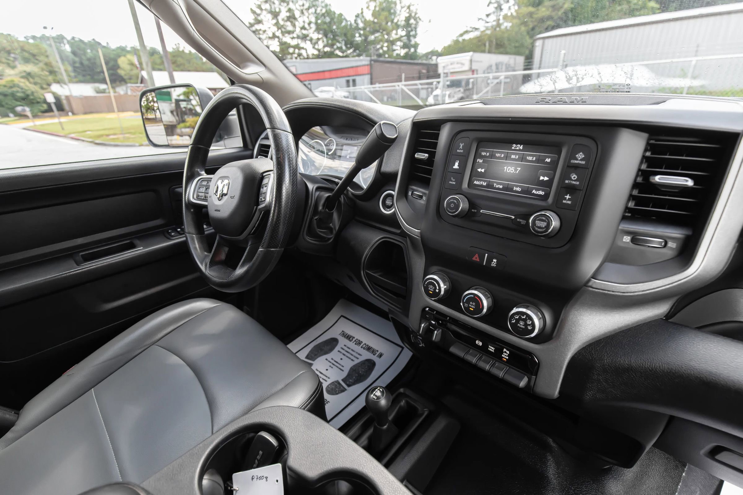 Used 2020 RAM 3500 Tradesman w/ Chrome Appearance Group image 34