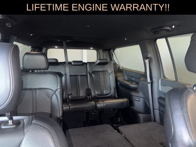 Certified 2024 Jeep Wagoneer L Series II w/ Flexible Seating Group AWD/4WD image 39