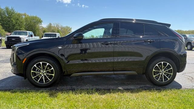 Used 2024 Cadillac XT4 Sport AWD/4WD image 11