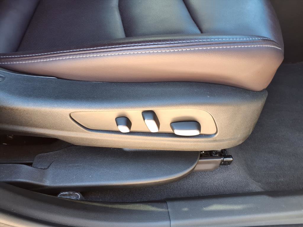 Certified 2023 Cadillac XT6 Premium Luxury image 10