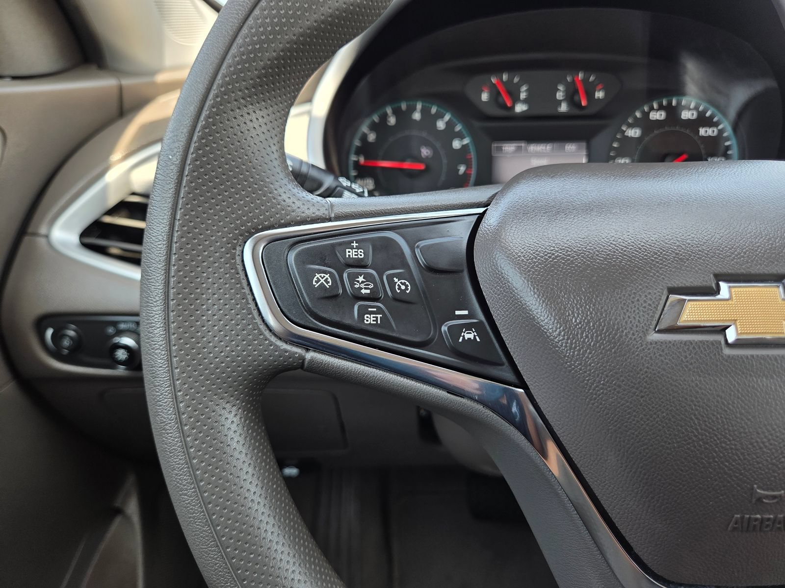 Used 2024 Chevrolet Malibu LT FWD image 43