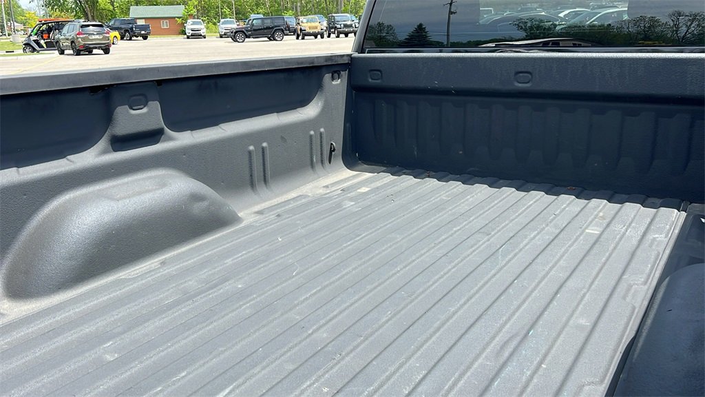 Used 2015 Chevrolet Silverado 3500 W/T image 30