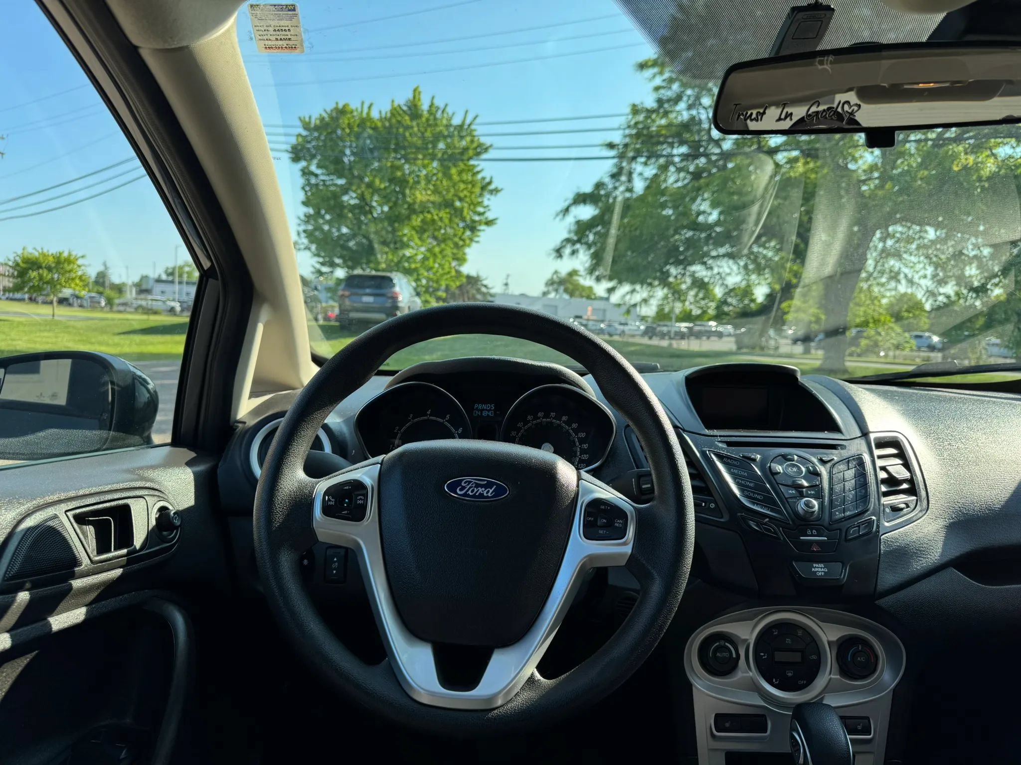 Used 2019 Ford Fiesta SE w/ Cold Weather Package FWD image 18