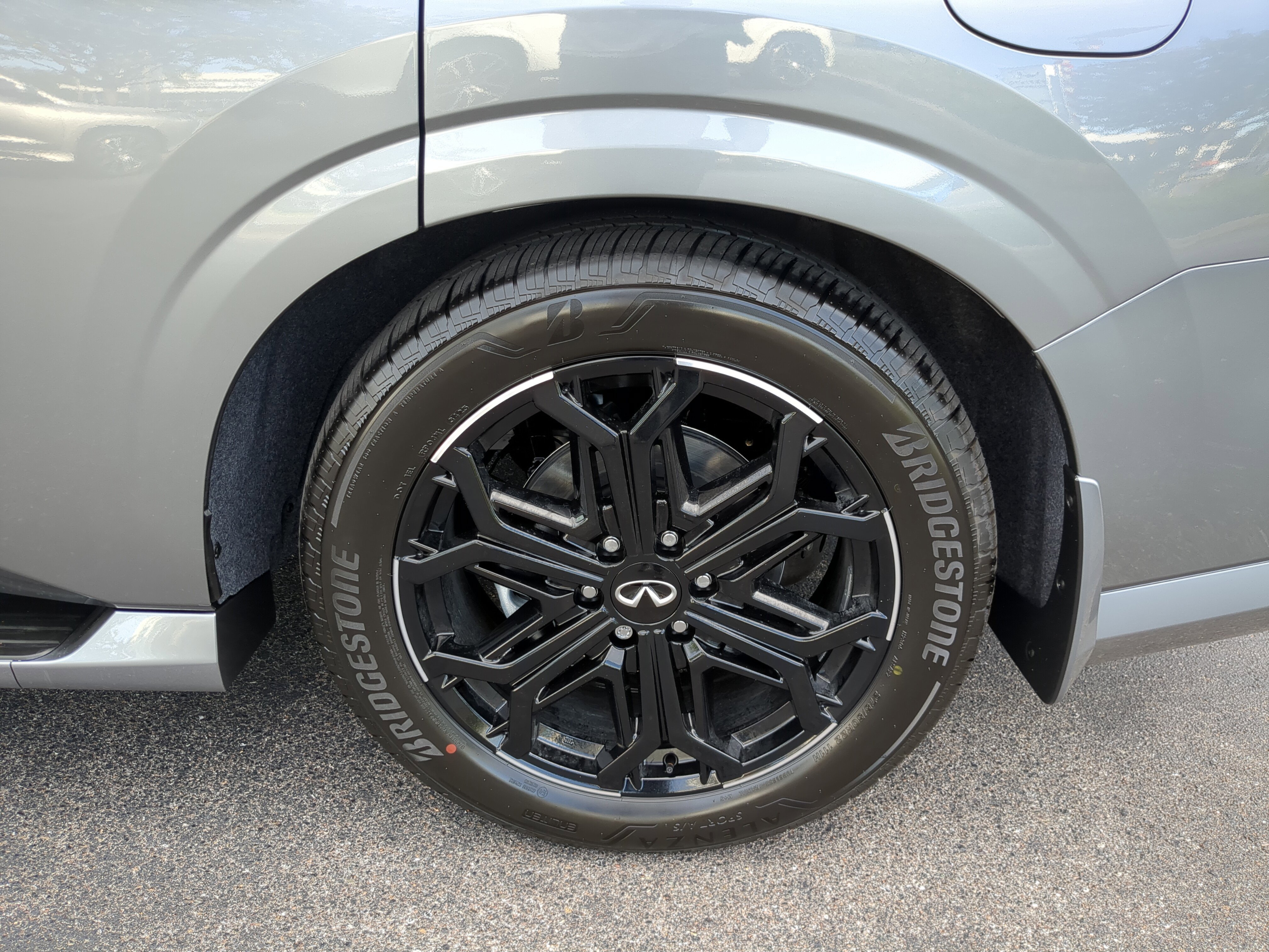 New 2026 INFINITI QX80 4WD image 37