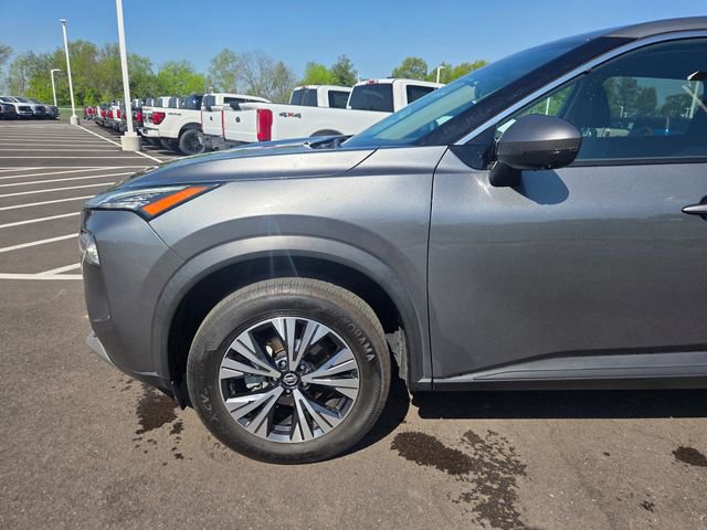 Used 2021 Nissan Rogue SV FWD image 15