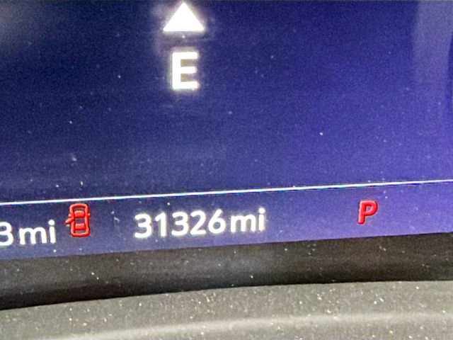 Used 2023 Buick Envision Essence image 13