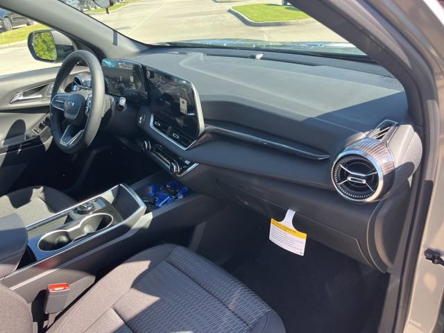 New 2026 Chevrolet Equinox LT w/ Midnight Edition FWD image 33