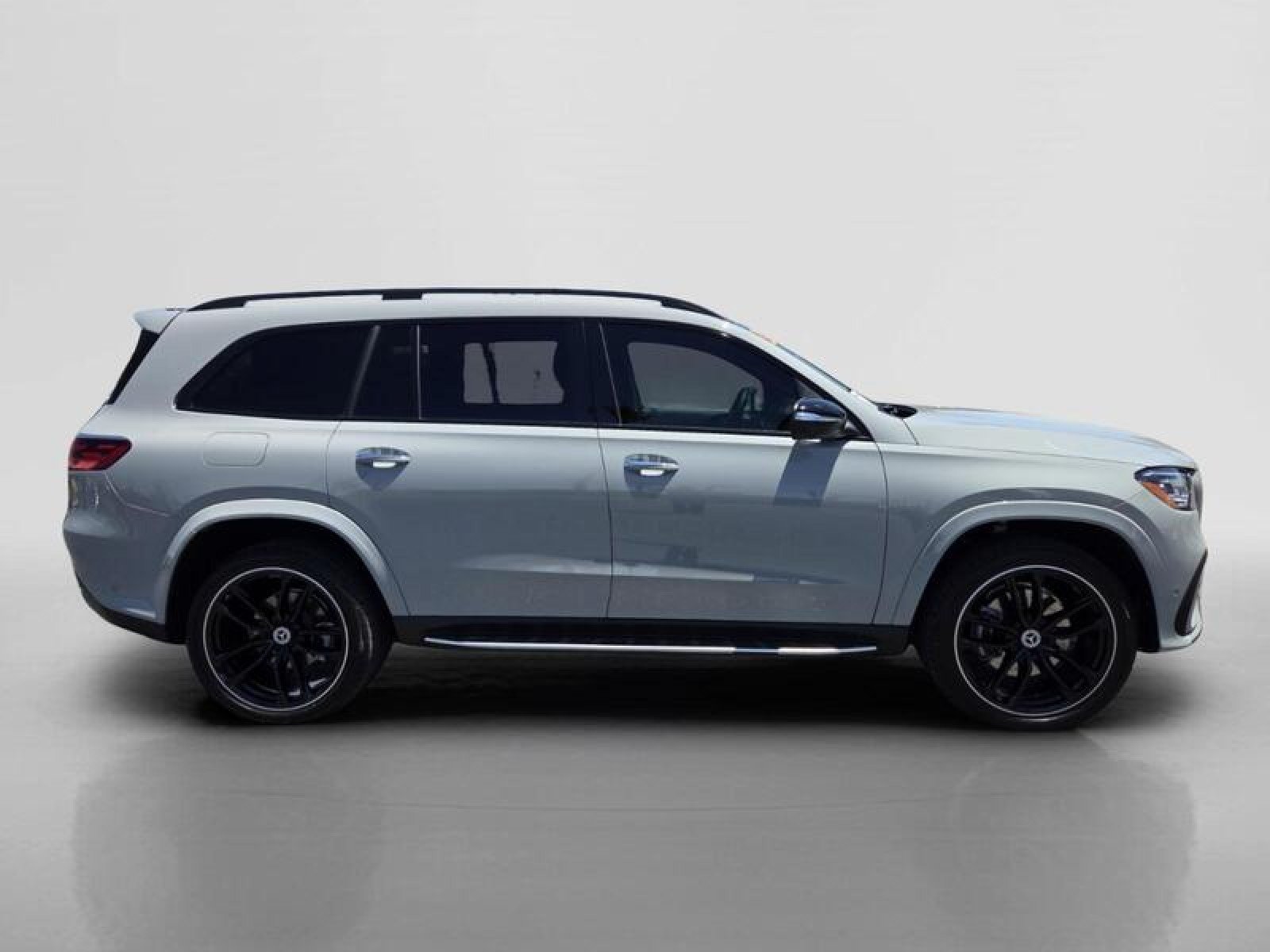 Certified 2026 Mercedes-Benz GLS 580 4MATIC image 6