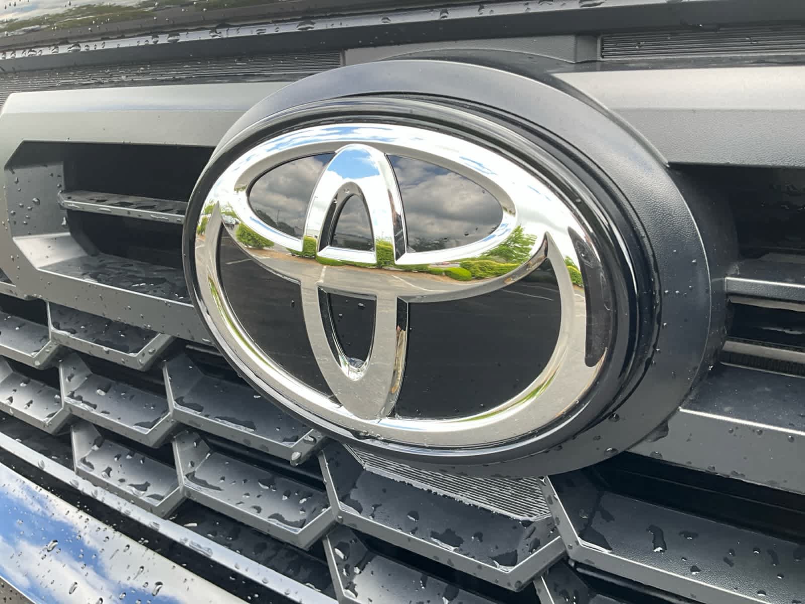 New 2026 Toyota Tacoma TRD Off-Road AWD/4WD image 9