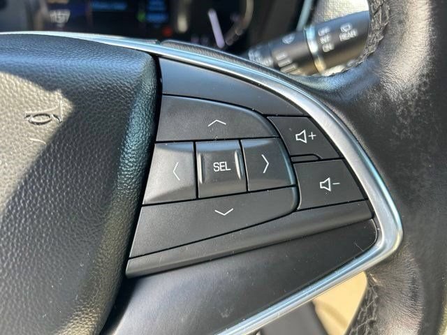 Used 2018 Cadillac XT5 Luxury w/ Driver Awareness Package AWD/4WD image 22