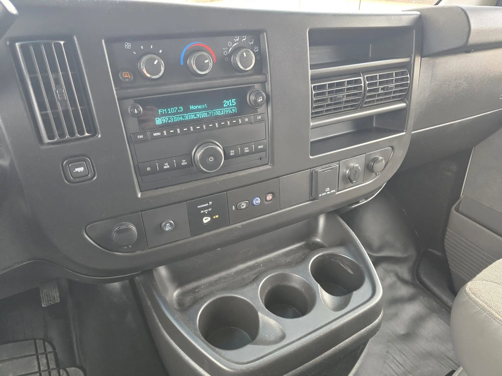 Used 2020 Chevrolet Express 2500 w/ Driver Convenience Package image 15
