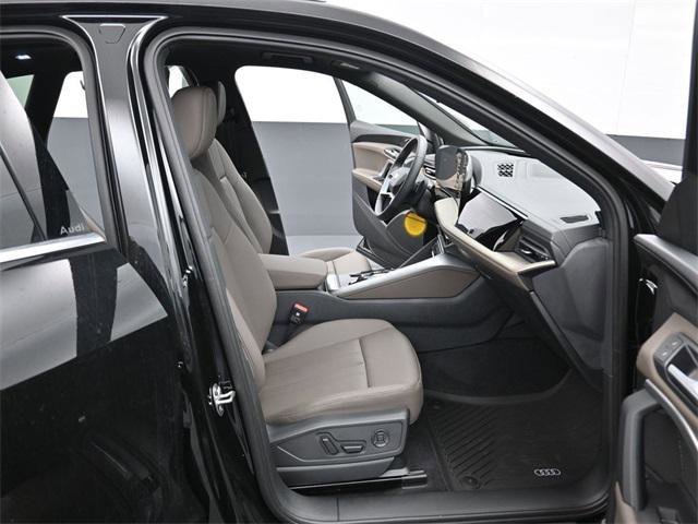 New 2025 Audi Q5 Premium image 14