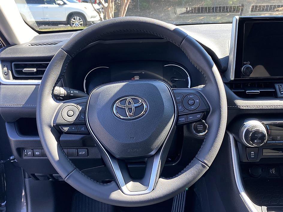 Certified 2025 Toyota RAV4 XLE Premium image 13