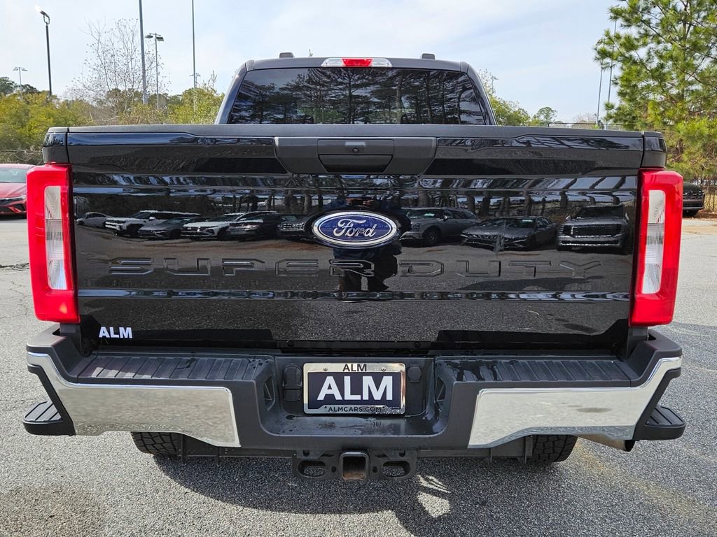 Used 2025 Ford F250 XLT image 10