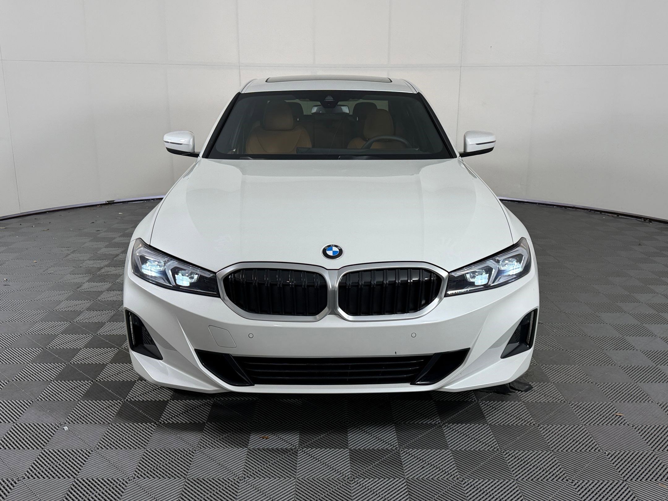 New 2026 BMW 330i Sedan w/ Convenience Package RWD image 6