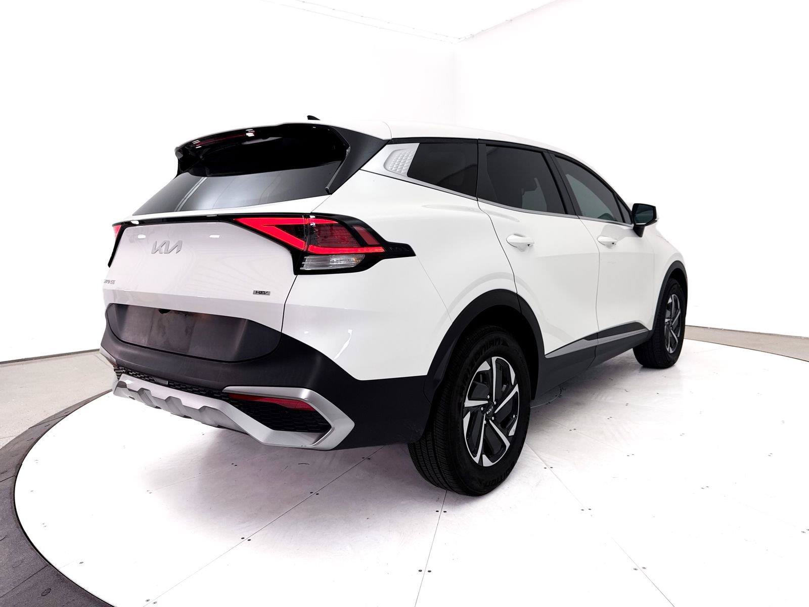 Used 2023 Kia Sportage LX AWD/4WD image 13